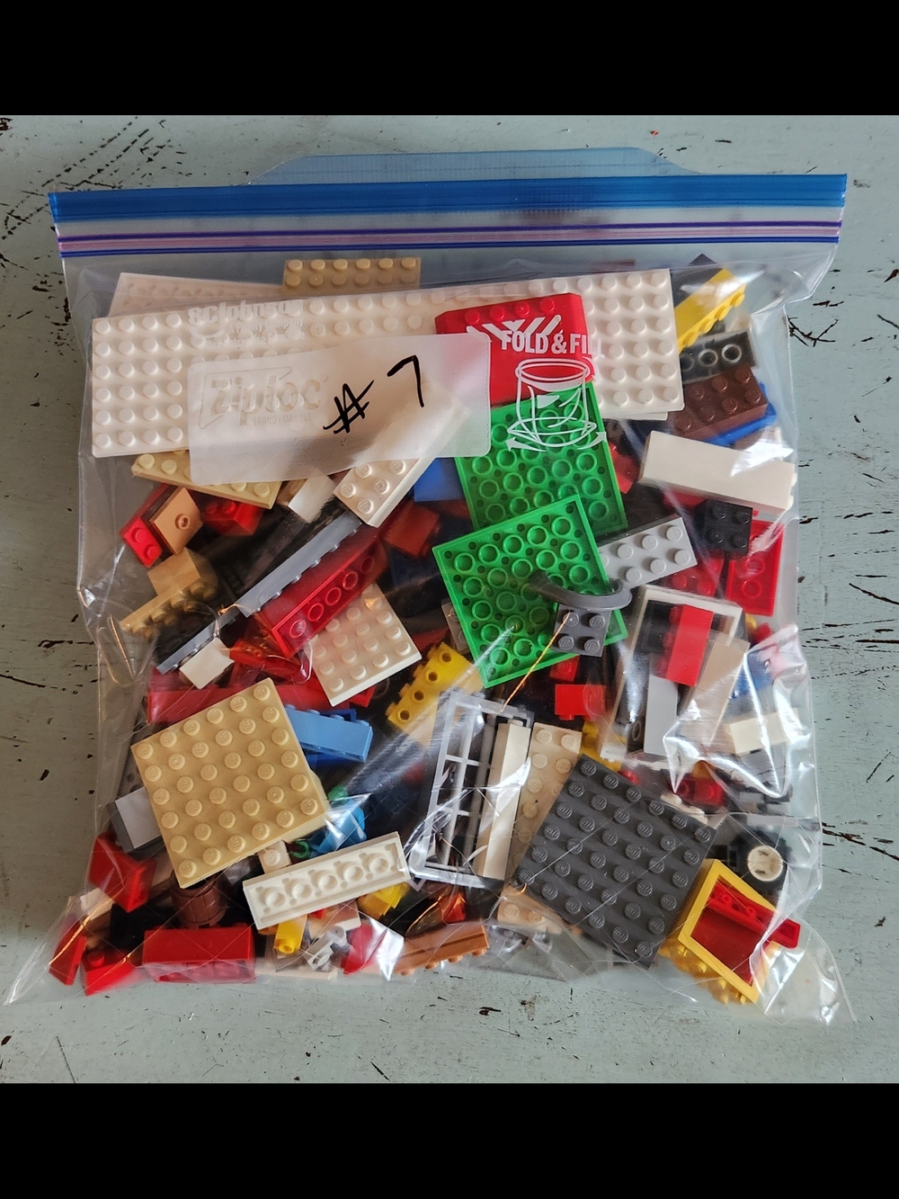 1lb Bag of Assorted Lego Bricks - Multicolor